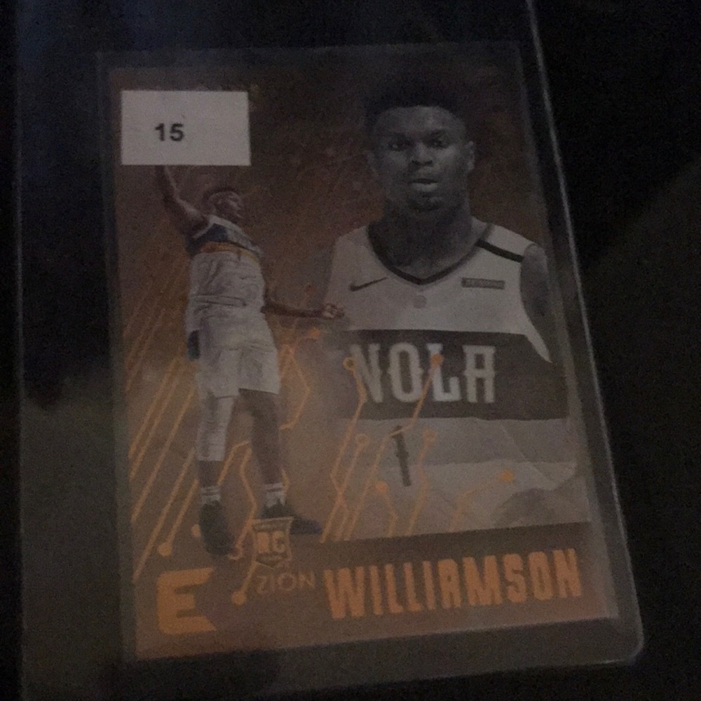 2020 panini essentials Zion Williamson